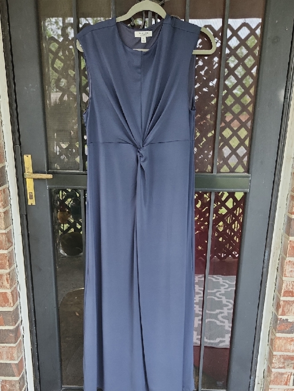 Old Navy Navy Maxi Dress with Front Twist - Picture 2 of 8